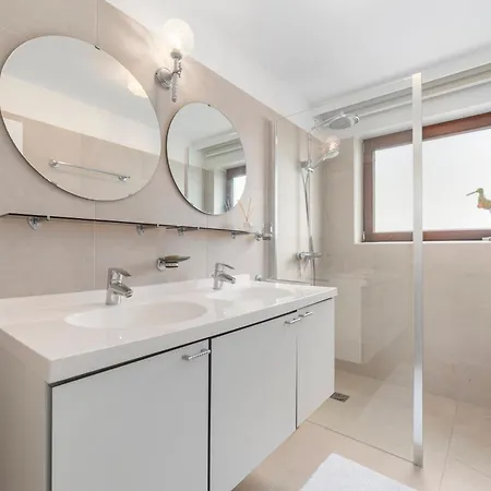 Diamond A2 Apartment *